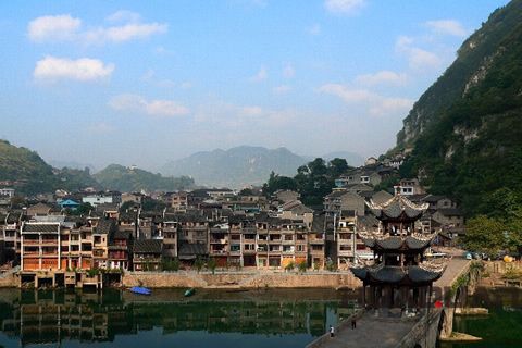 『隨華全，觀(guān)天下』 ——走進(jìn)鎮(zhèn)遠(yuǎn)